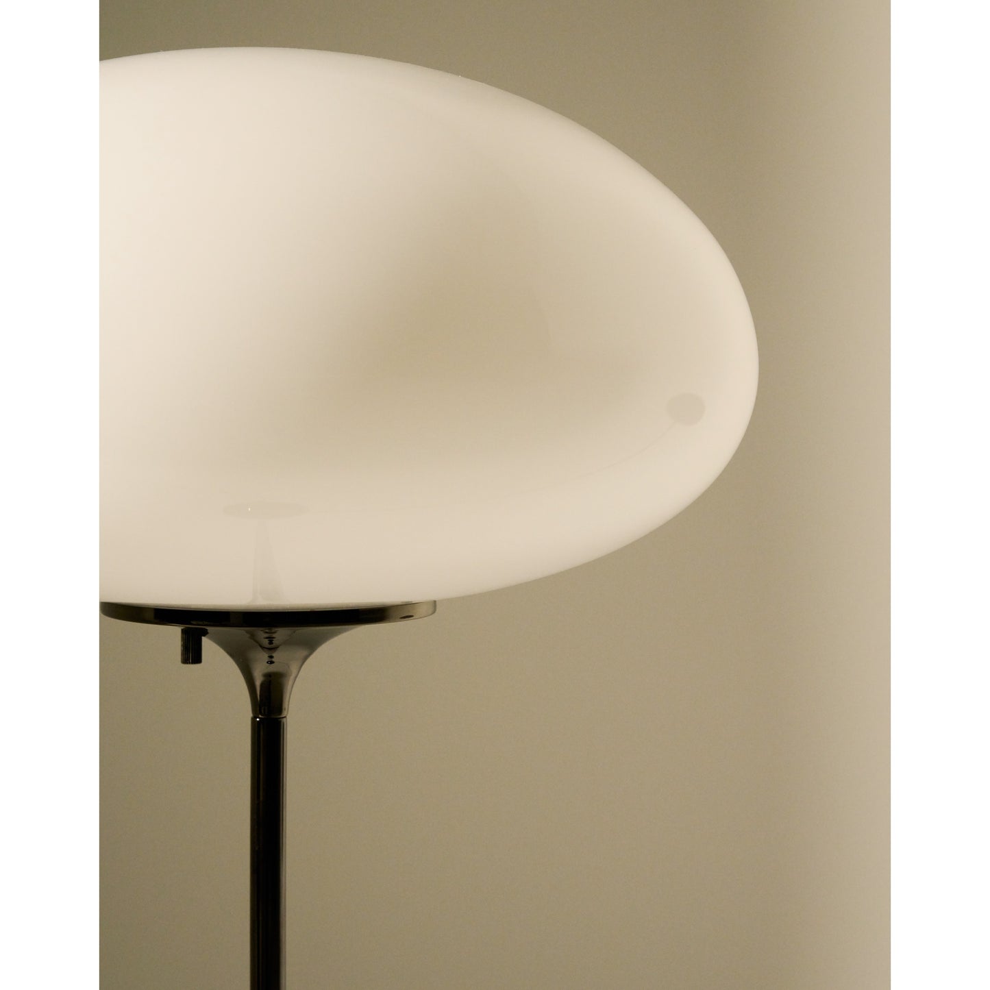 Stemlite Floor Lamp - Black Chrome