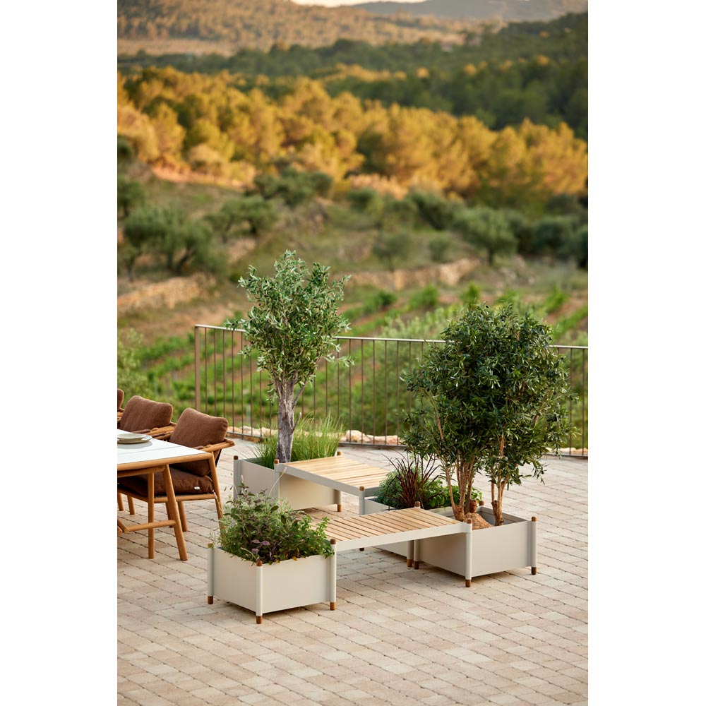 Sticks bench with 2 planters -Teak, Sand Aluminum