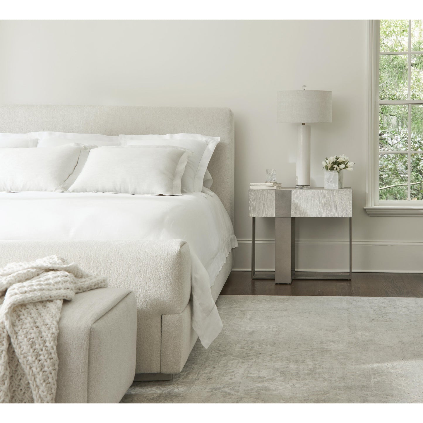 Tempo Panel Bed