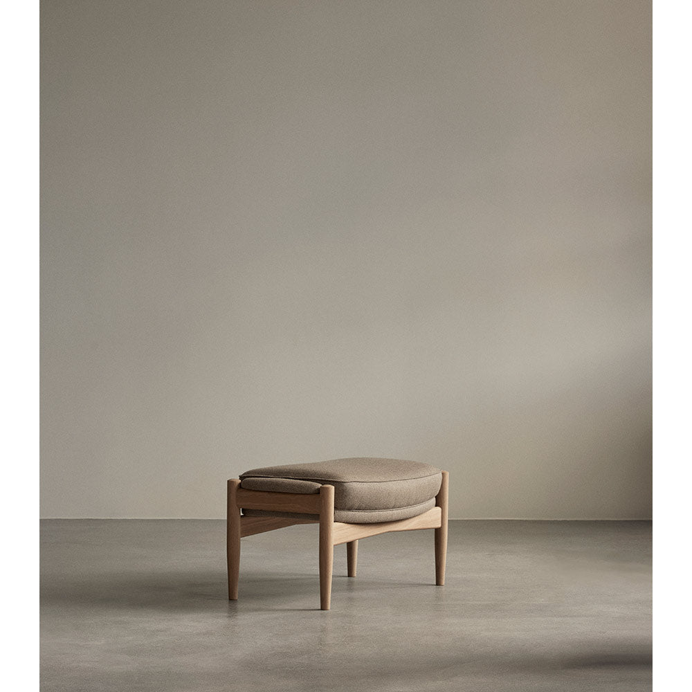 The Seal Ottoman - Natural Oak