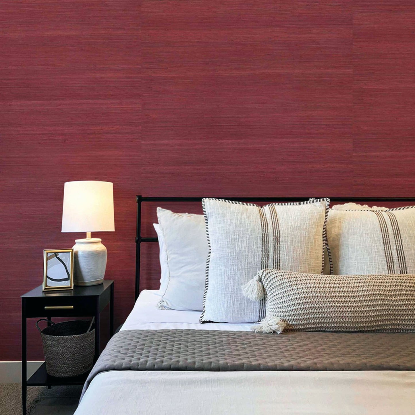 Tight Weave Jute Grasscloth Wallpaper - Crimson Red