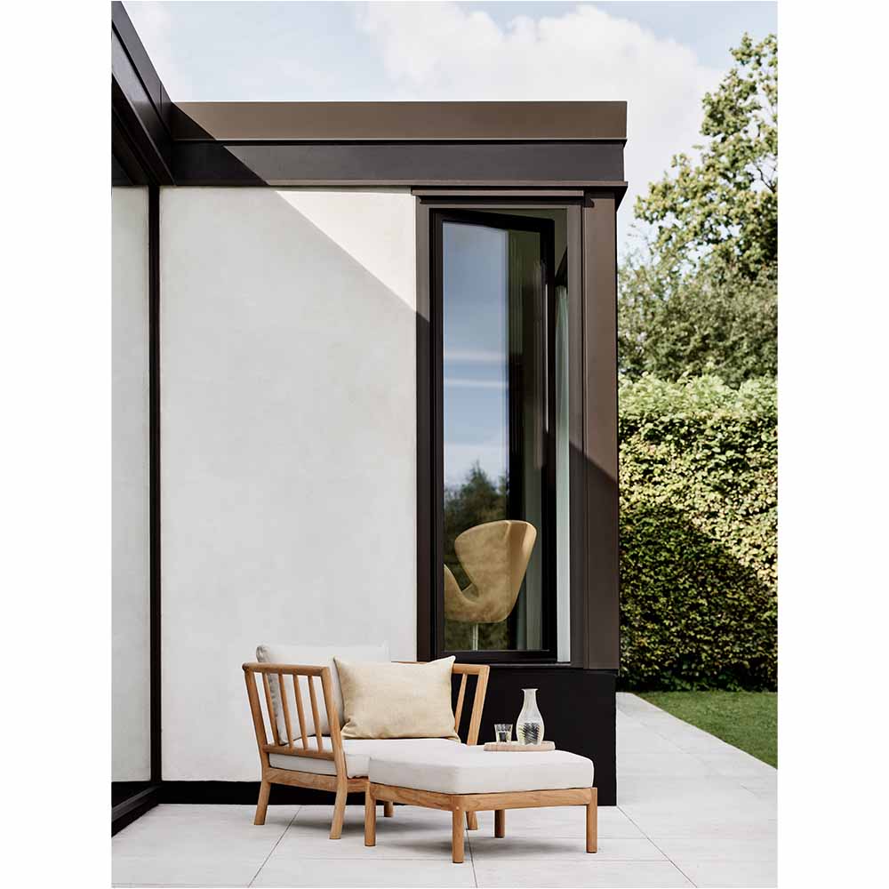 Tradition Outdoor Lounge Chair - Teak, Light Sand