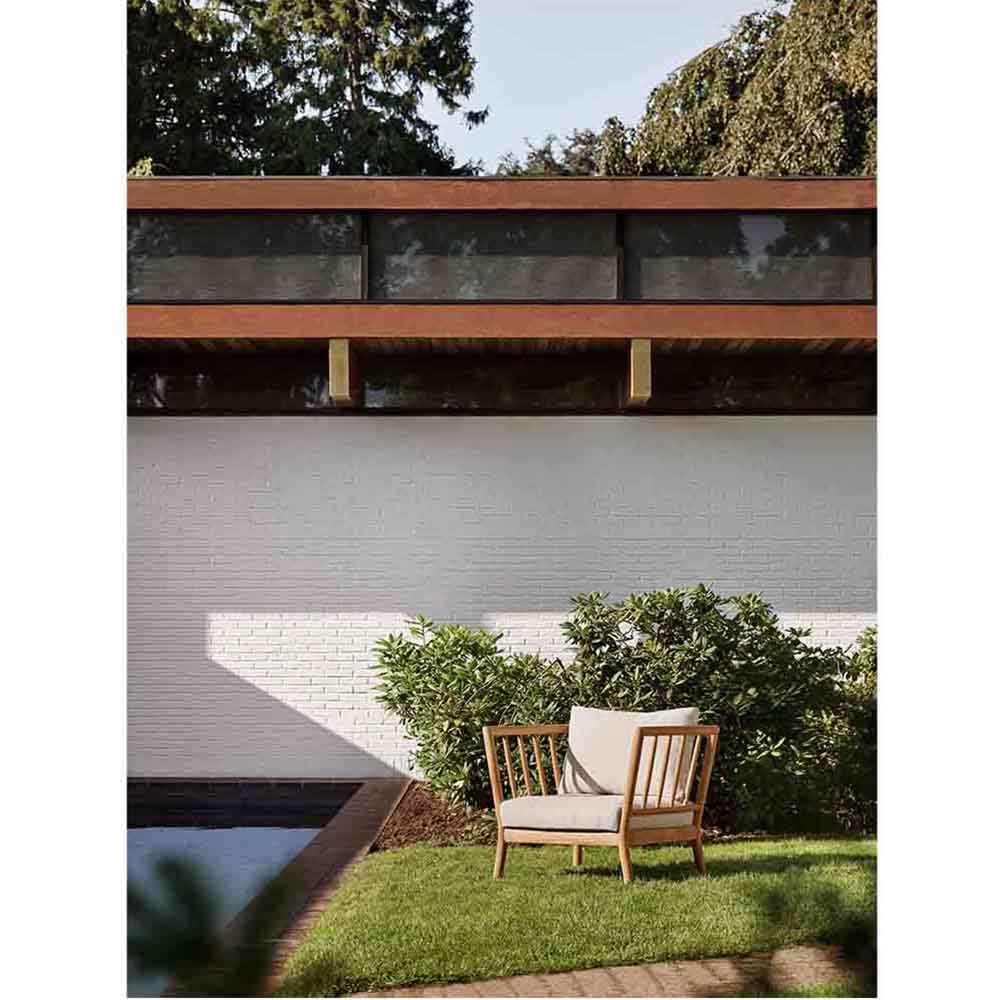 Tradition Outdoor Lounge Chair - Teak, Light Sand