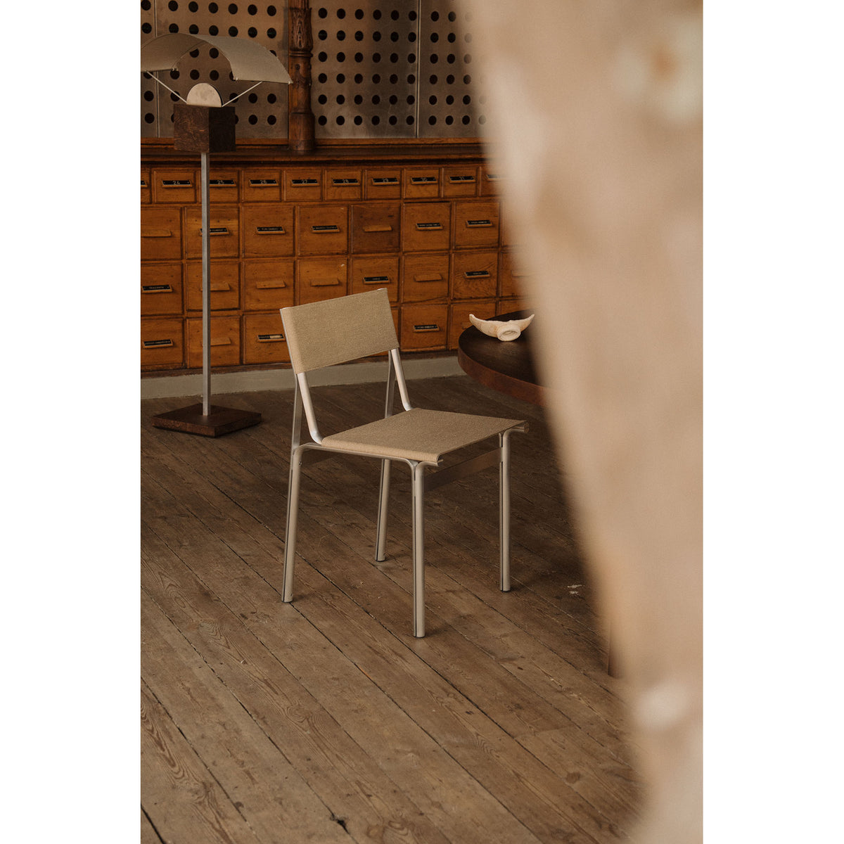 Union Chair -  Sandstone Linen, Aluminum