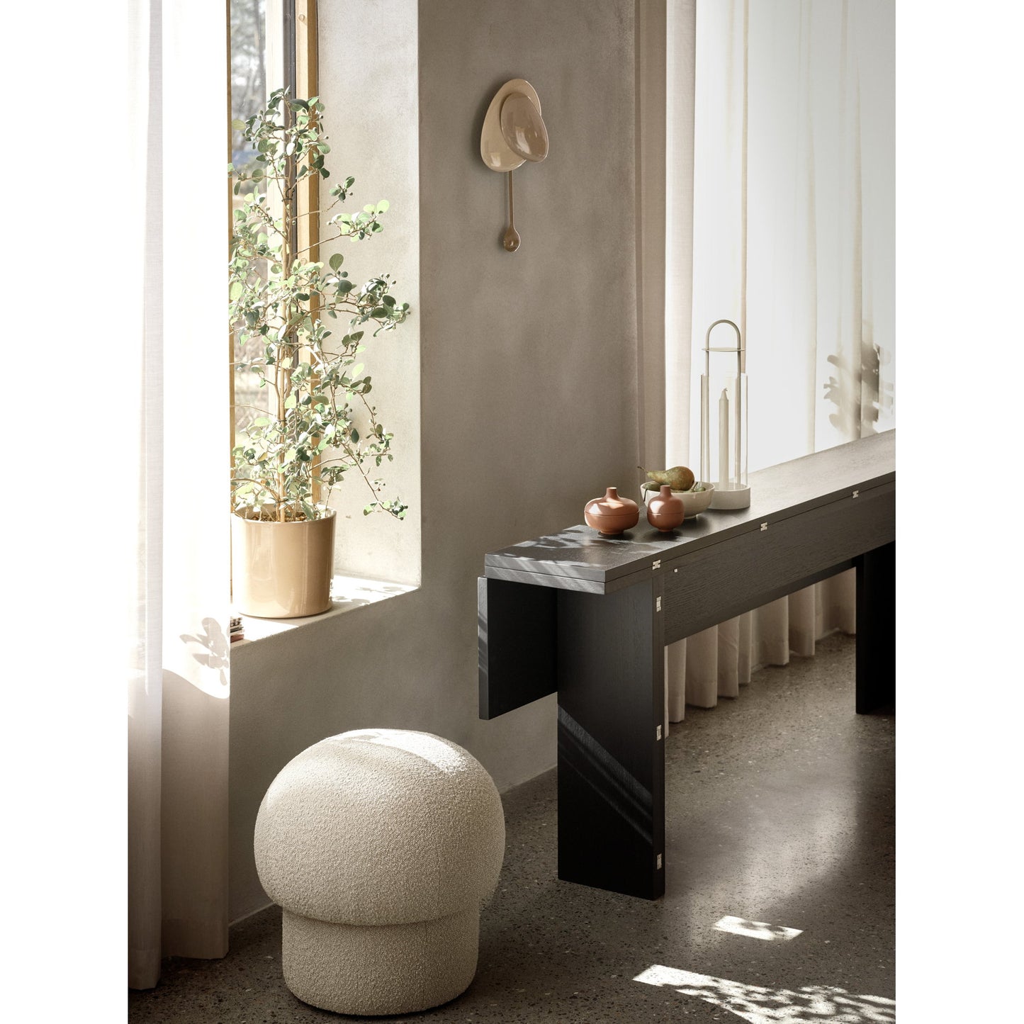 Uno Pouf - Cream, 19"W