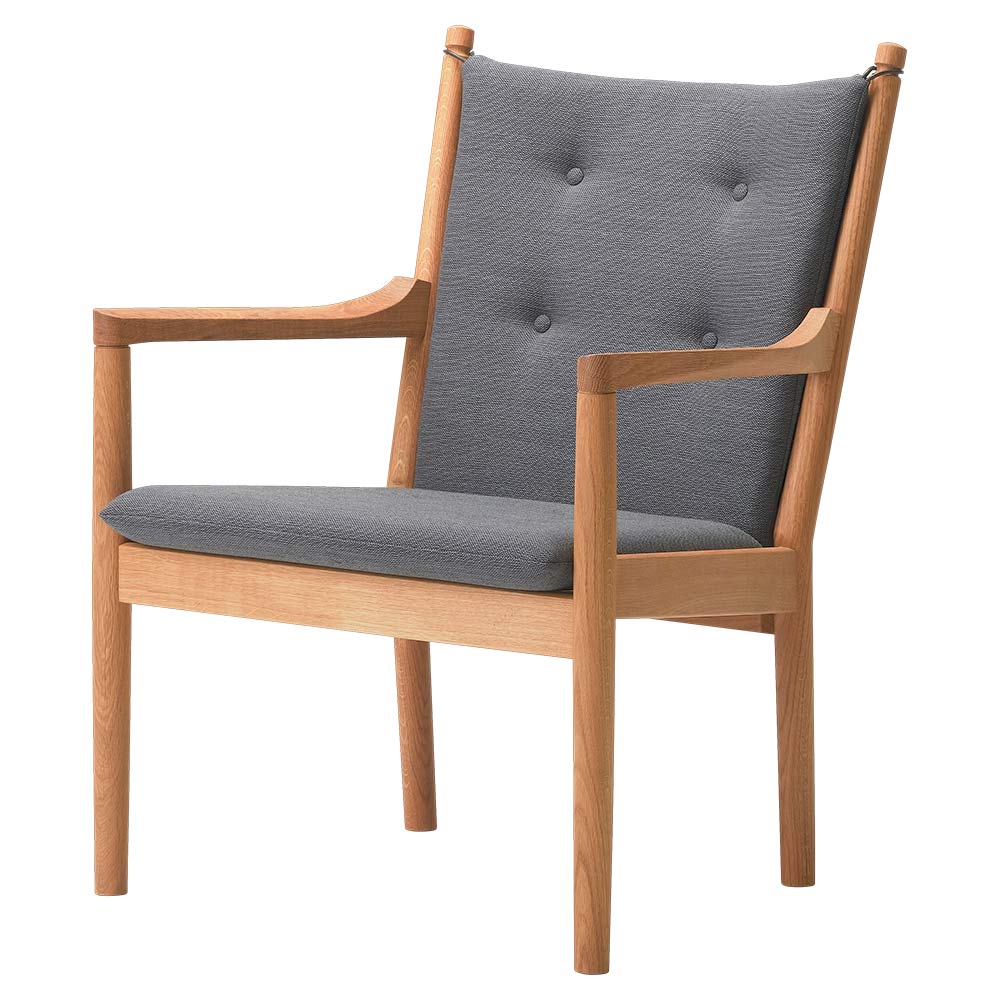 Wegner 1788 Easy Chair - Fabric, Oiled Oak