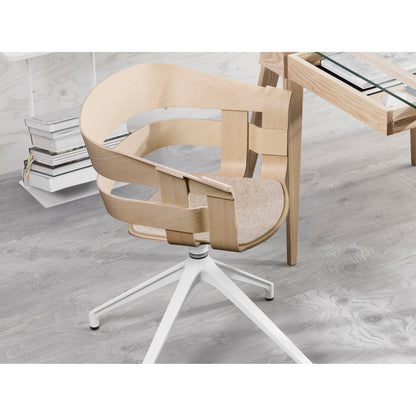 Wick Swivel Chair