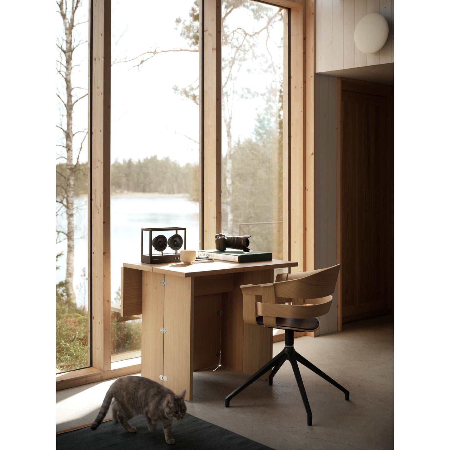 Wick Swivel Chair - Oak Seat, Gray Base
